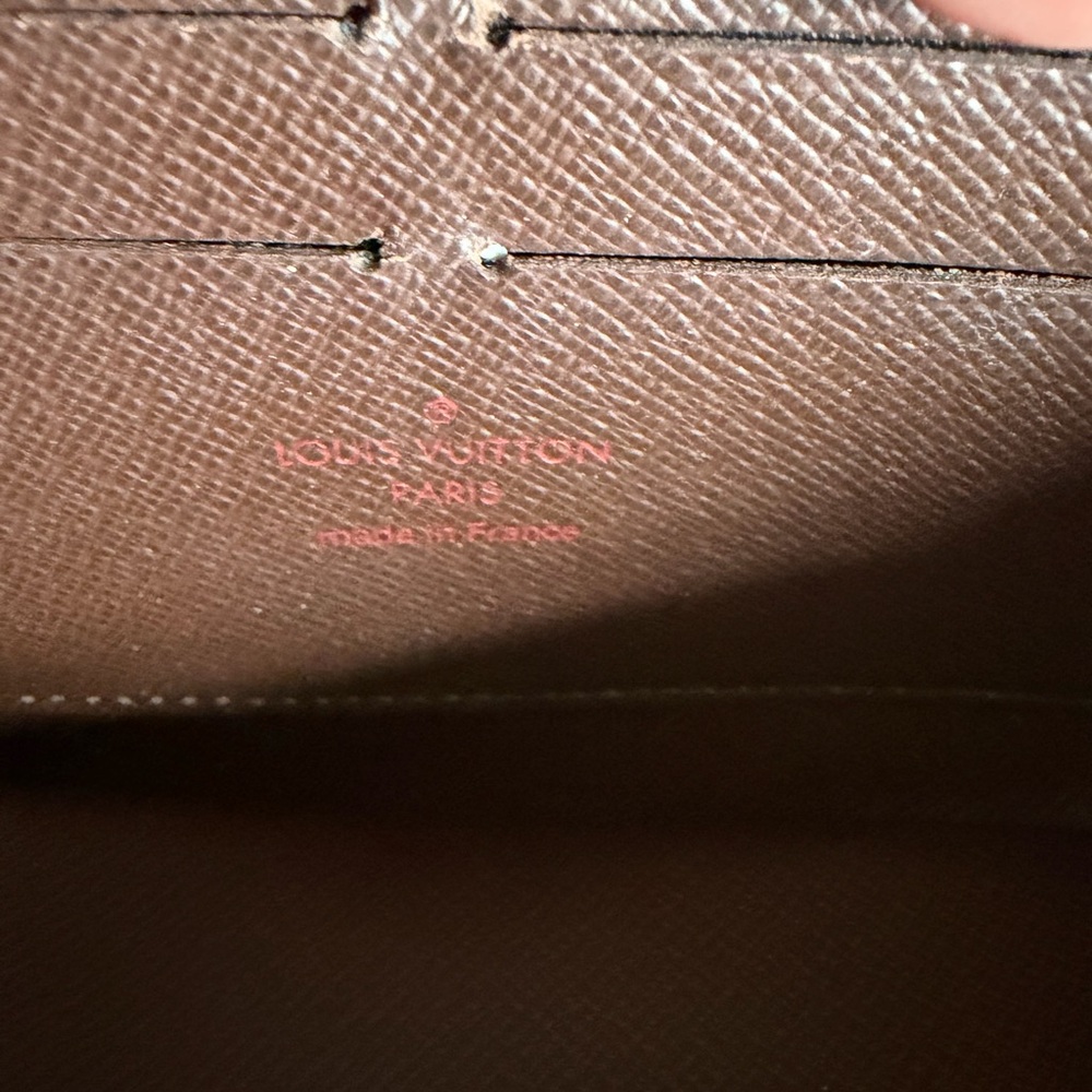 🔥Louis Vuitton Damier Zip Wallet - excellent condition‼️ - Picture 13 of 15
